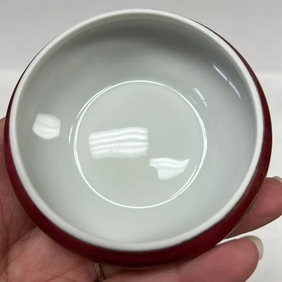 Vintage Limoges France porcelain dresser /trinket box - Picture 5 of 8